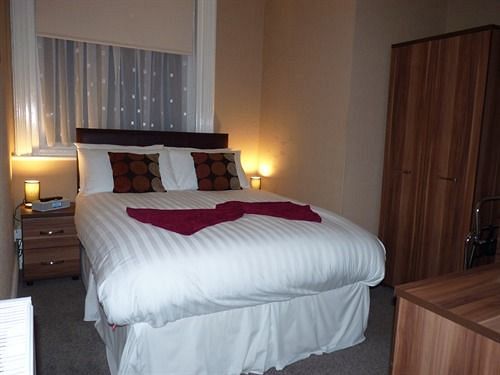 Parkroyal 4*